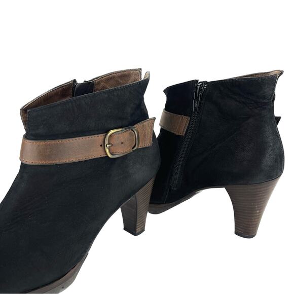 Paul Green Black Heeled Ankle Boot Sz 7.5 Leather Vintaged Finish Padded footbed - Picture 9 of 14